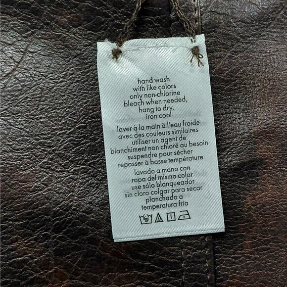 WeWoreWhat Womens Reversible Vegan Leather Sherpa Vest Jacket Size Medium NWT - Picture 11 of 16